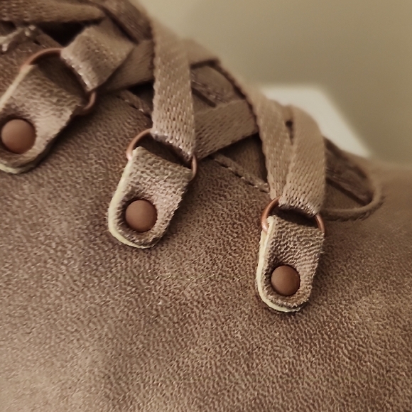 Skechers Synergy Hiker Boots - Picture 8 of 12